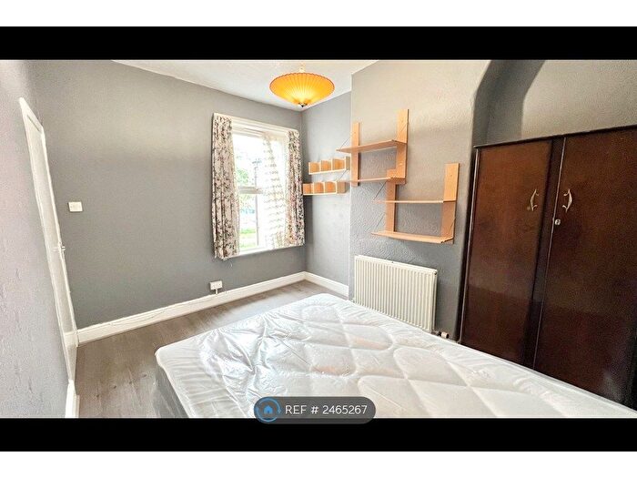 4 Bedroom Terraced House To Rent In Cowesby Street, Manchester, M14