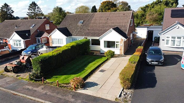 2 Bedroom Bungalow For Sale In Leighton Crescent, Elmesthorpe, Leicester, Leicestershire, LE9
