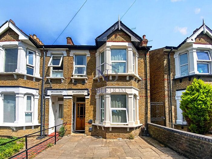 3 Bedroom End Terrace House For Sale In Bulstrode Road, Hounslow, TW3