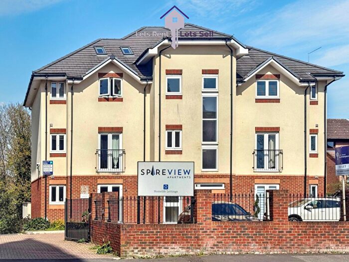 2 Bedroom Flat To Rent In Spire View, SO15