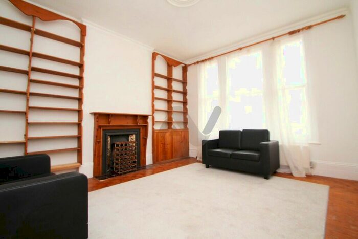 1 Bedroom Flat To Rent In High Road, London, N2