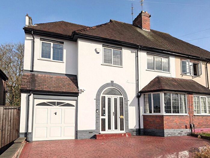 3 Bedroom Semi-Detached House For Sale In Rupert Street, Wolverhampton, West Midlands, WV3