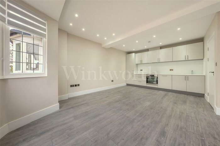 3 Bedroom Apartment To Rent In Finchley Road, London, NW11