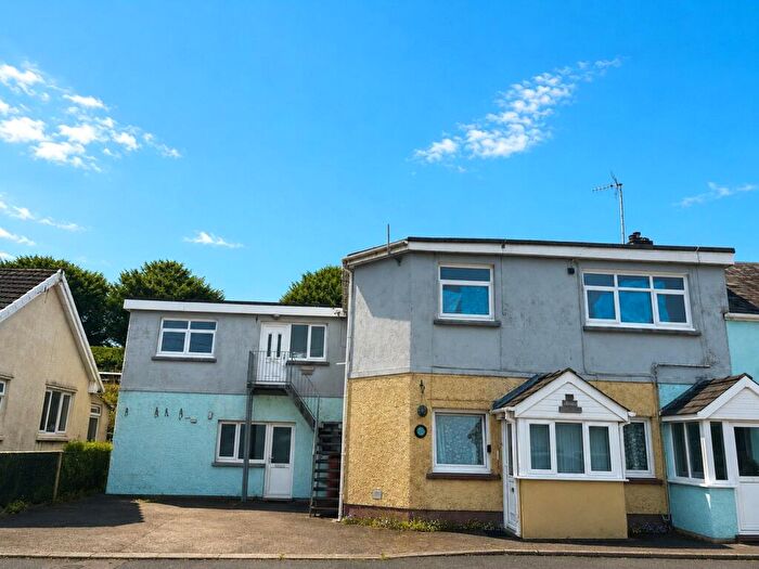 3 Bedroom Flat For Sale In Station Road, Kilgetty, Pembrokeshire, SA68