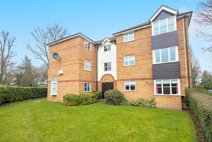 1 Bedroom Flat To Rent In Chagny Close, Letchworth Garden City, SG6