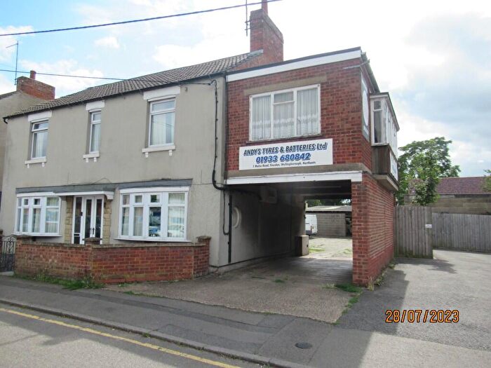 4 Bedroom Detached House For Sale In Mulso Road, Finedon, NN9