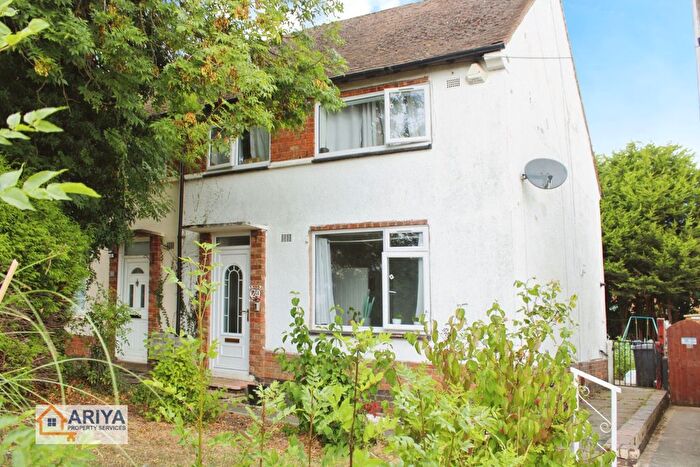 3 Bedroom Semi-Detached House For Sale In Netherhall Road, Netherhall, Leicester, LE5