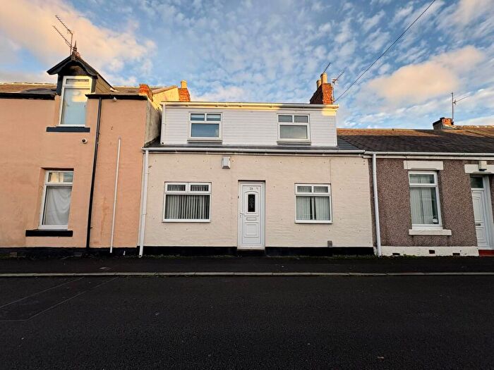 2 Bedroom Terraced House To Rent In Pickard Street, Sunderland, SR4