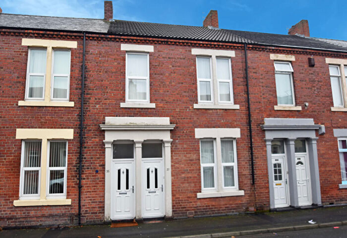 2 Bedroom Flat To Rent In Hopper Street West, North Shields, North Tyneside, NE29