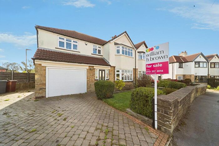 3 Bedroom Semi-Detached House For Sale In West Park, Pudsey, LS28