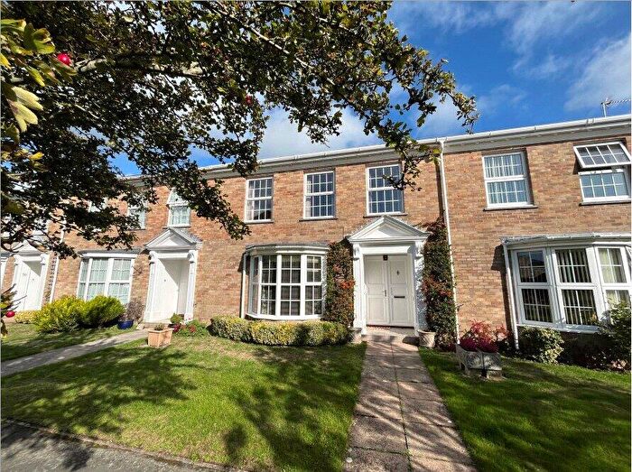 4 Bedroom Terraced House For Sale In Palmerston Avenue, Christchurch, Dorset, BH23