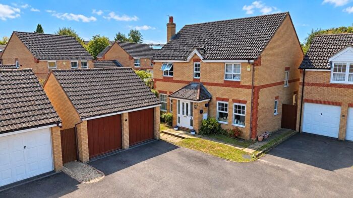 4 Bedroom Detached House For Sale In Wingfield Drive, Potton, SG19