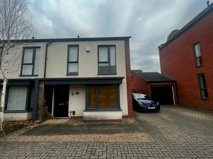 3 Bedroom Semi-Detached House To Rent In Prince George Drive, Derby, DE22
