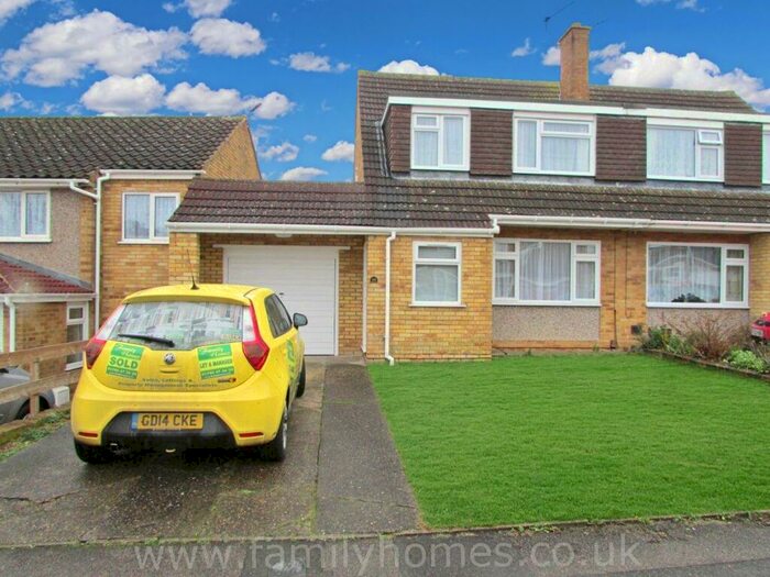 3 Bedroom Semi-Detached House To Rent In Adelaide Drive, Sittingbourne, ME10