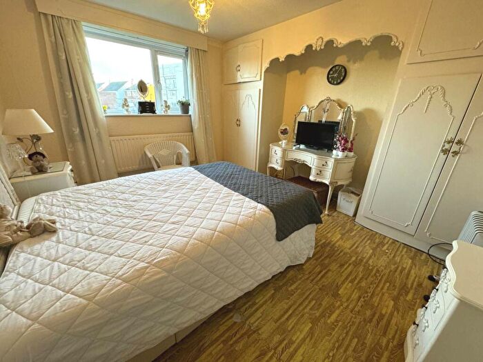 2 Bedroom Flat For Sale In Crescent Court, Promenade, Blackpool, FY4