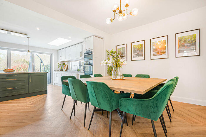 6 Bedroom Semi Detached House For Sale In Harland Avenue, Sidcup, DA15