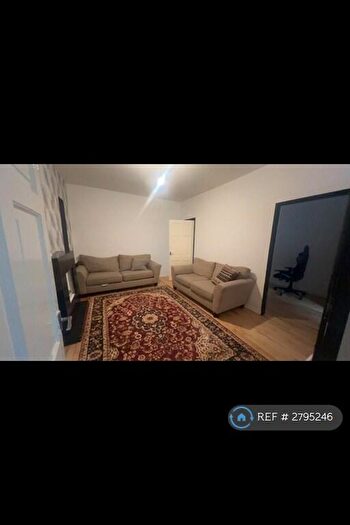 2 Bedroom Flat To Rent In George Street, Birtley, Chester Le Street, DH3