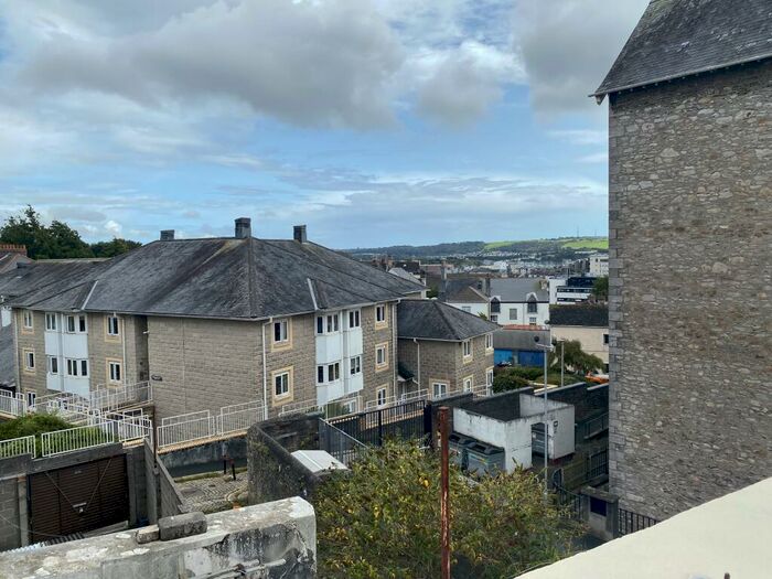 2 Bedroom Flat To Rent In Guildford Street, Plymouth, PL4
