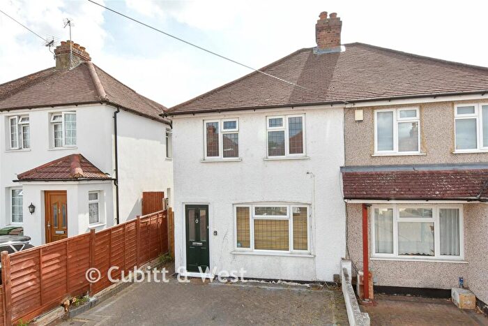 2 Bedroom Semi Detached House For Sale In Beeches Road, Sutton, Surrey, SM3