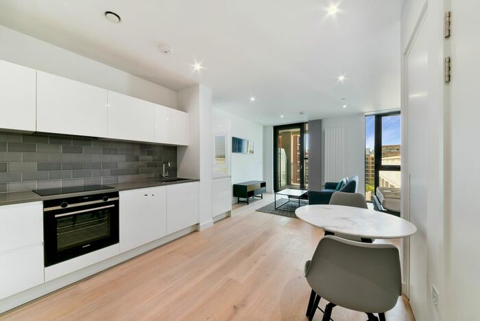 Studio To Rent In Pinnacle House, Royal Wharf, Docklands, E16