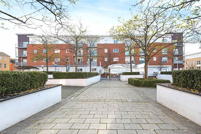1 Bedroom Apartment To Rent In Tean House, Havergate Way, Reading, Berkshire, RG2