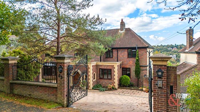 5 Bedroom Detached House For Sale In Surrenden Crescent, Brighton, BN1