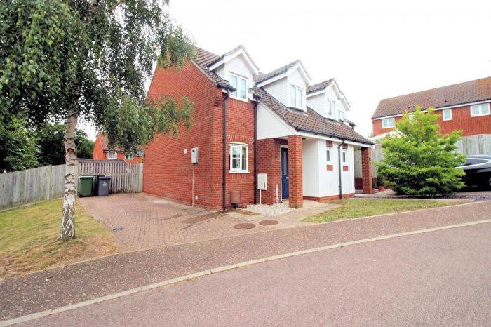 2 Bedroom House For Sale In Station Drive, Reedham, Norwich, NR13