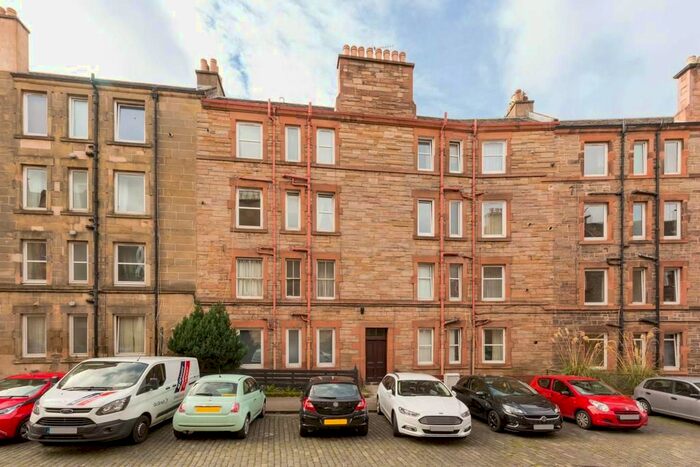 1 Bedroom Flat To Rent In Smithfield Street, Gorgie, Edinburgh, EH11