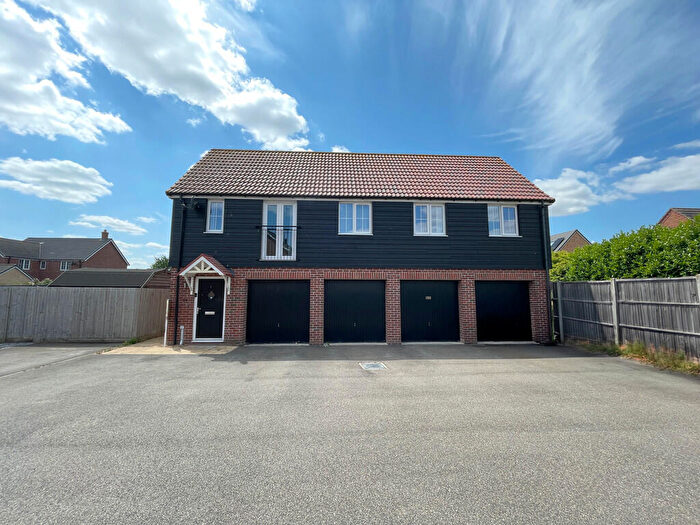 2 Bedroom Detached House For Sale In Willow Court, Cowbit, PE12