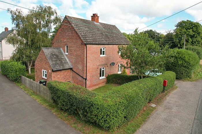 2 Bedroom Semi-Detached House For Sale In Dullingham Road, Newmarket, CB8