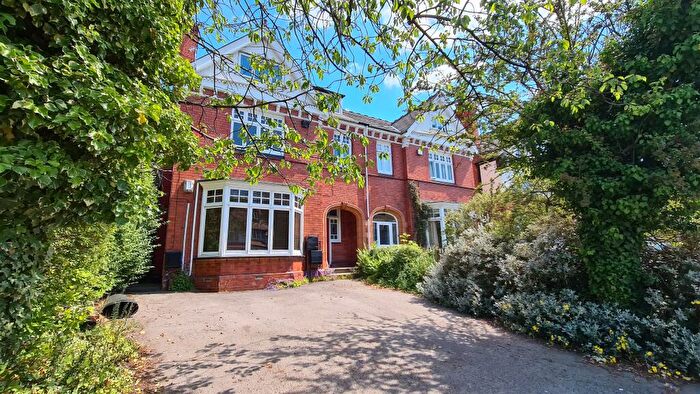 2 Bedroom Apartment To Rent In Salisbury Road, Moseley, Birmingham, B13