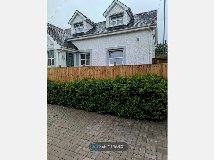 2 Bedroom Semi-Detached House To Rent In Rhydargaeau, Carmarthen, SA32