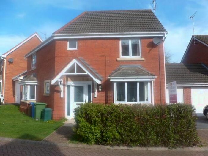 3 Bedroom Semi-Detached House To Rent In Yeoman Drive, Beverley, HU17