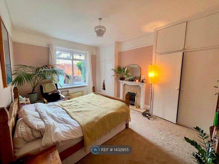 1 Bedroom Flat To Rent In Heaton, Newcastle Upon Tyne, NE6