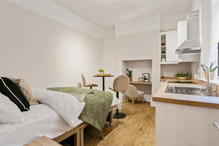 Studio To Rent In Belmont Road, Wallington, SM6