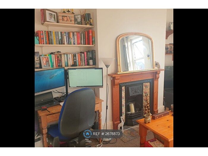 1 Bedroom Flat To Rent In Gordon Rd, Canterbury, CT1