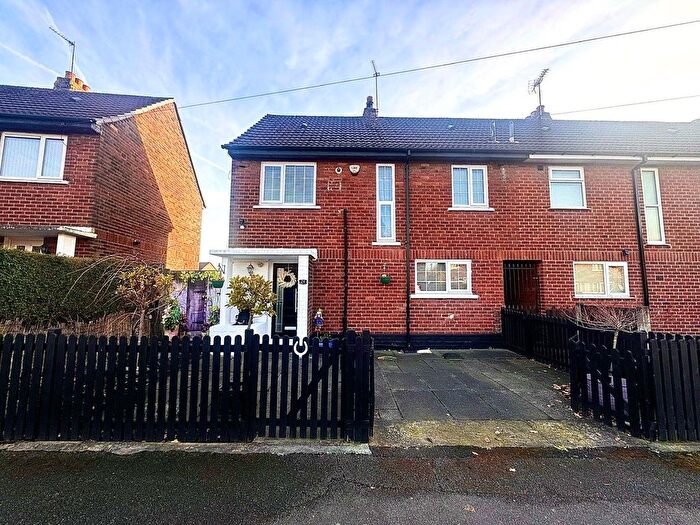 3 Bedroom End Of Terrace House For Sale In St. Ambrose Road, Widnes, Cheshire, WA8