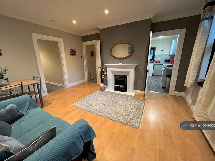 2 Bedroom Flat To Rent In Gardiner Place, Newtongrange, Dalkeith, EH22