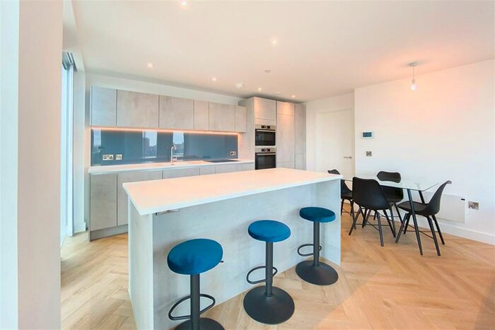 2 Bedroom Apartment To Rent In Elizabeth Tower, M15
