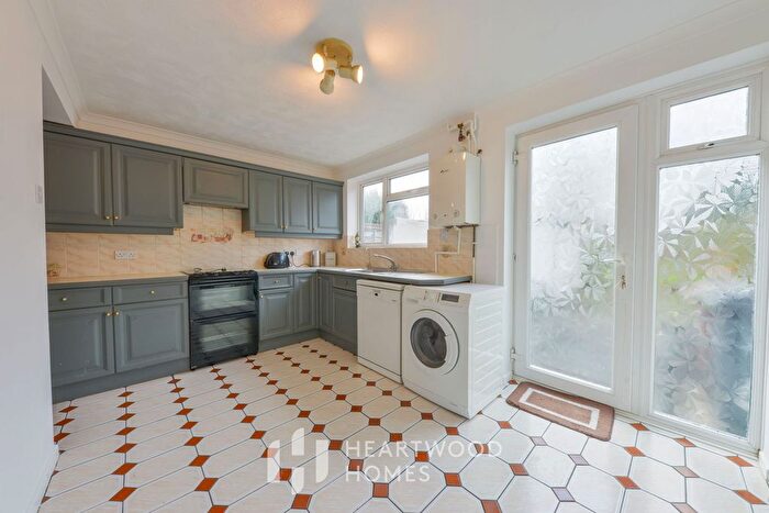 2 Bedroom Terraced House For Sale In Cell Barnes Lane, St. Albans, AL1
