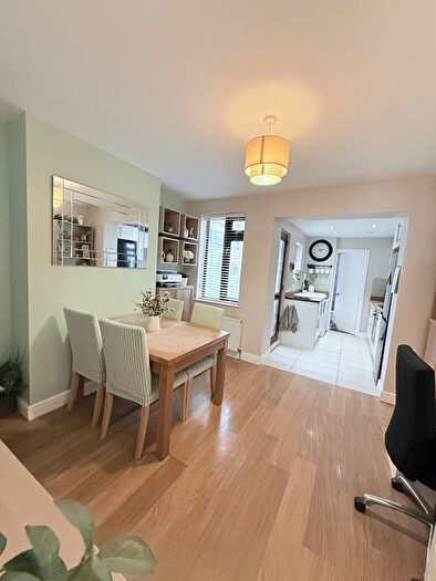 3 Bedroom Terraced House For Sale In Grove Road, Stanford Le Hope, SS17