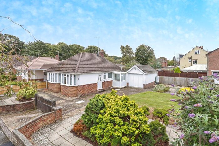 2 Bedroom Bungalow For Sale In Otter Road, Oakdale, Poole, Dorset, BH15