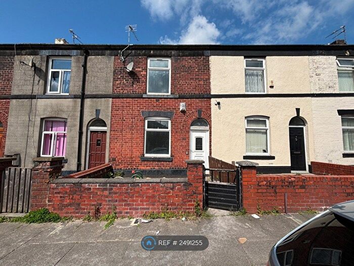2 Bedroom Terraced House To Rent In Gladstone Street, Bury, BL9