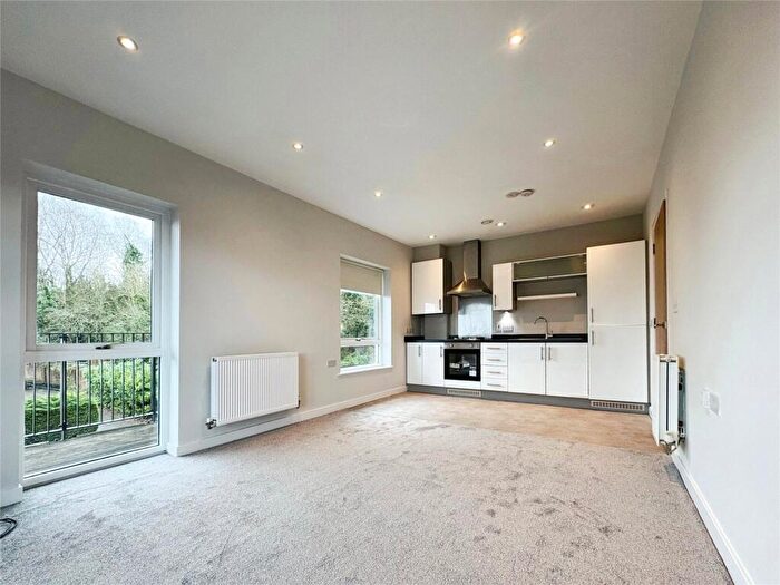 2 Bedroom Apartment For Sale In Tay Road, Tilehurst, Reading, RG30