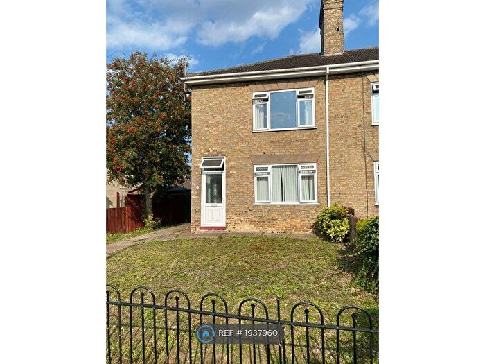 3 Bedroom Semi-Detached House To Rent In Windsor Bank, Boston, PE21