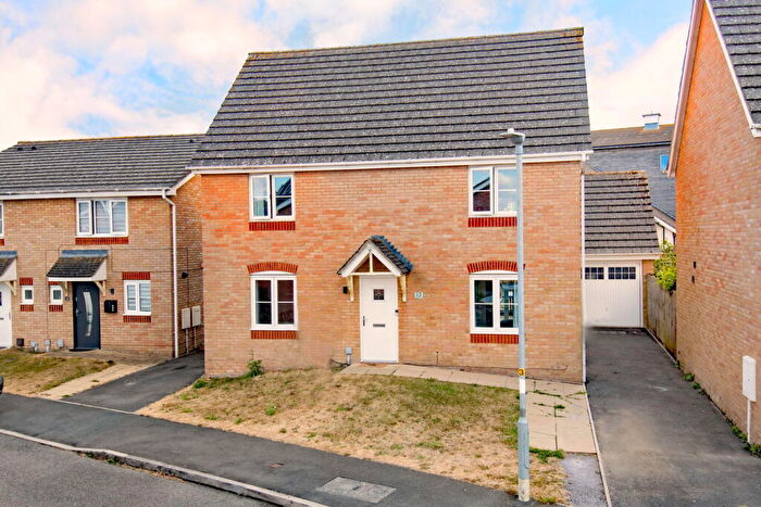 4 Bedroom Detached House For Sale In Magpie Close, Corby, Northamptonshire, NN18