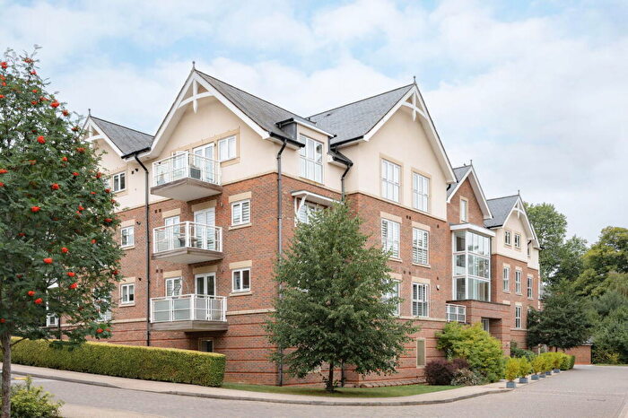 2 Bedroom Apartment To Rent In Townsend Gate, Berkhamsted, Hertfordshire, HP4