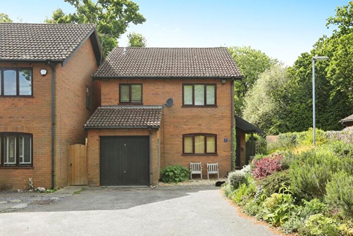 4 Bedroom Detached House For Sale In High Oaks Close, Locks Heath, Southampton, Hampshire, SO31