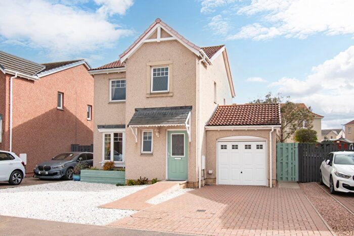3 Bedroom Detached House For Sale In Mallard Drive, Montrose, DD10