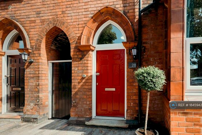 Studio To Rent In Victoria Road, Tamworth, B79